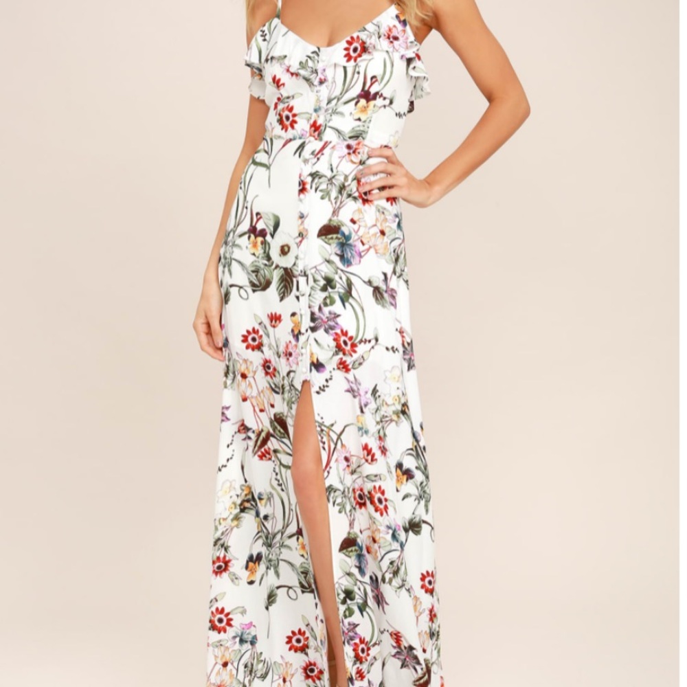 White floral Lulu’s maxi dress